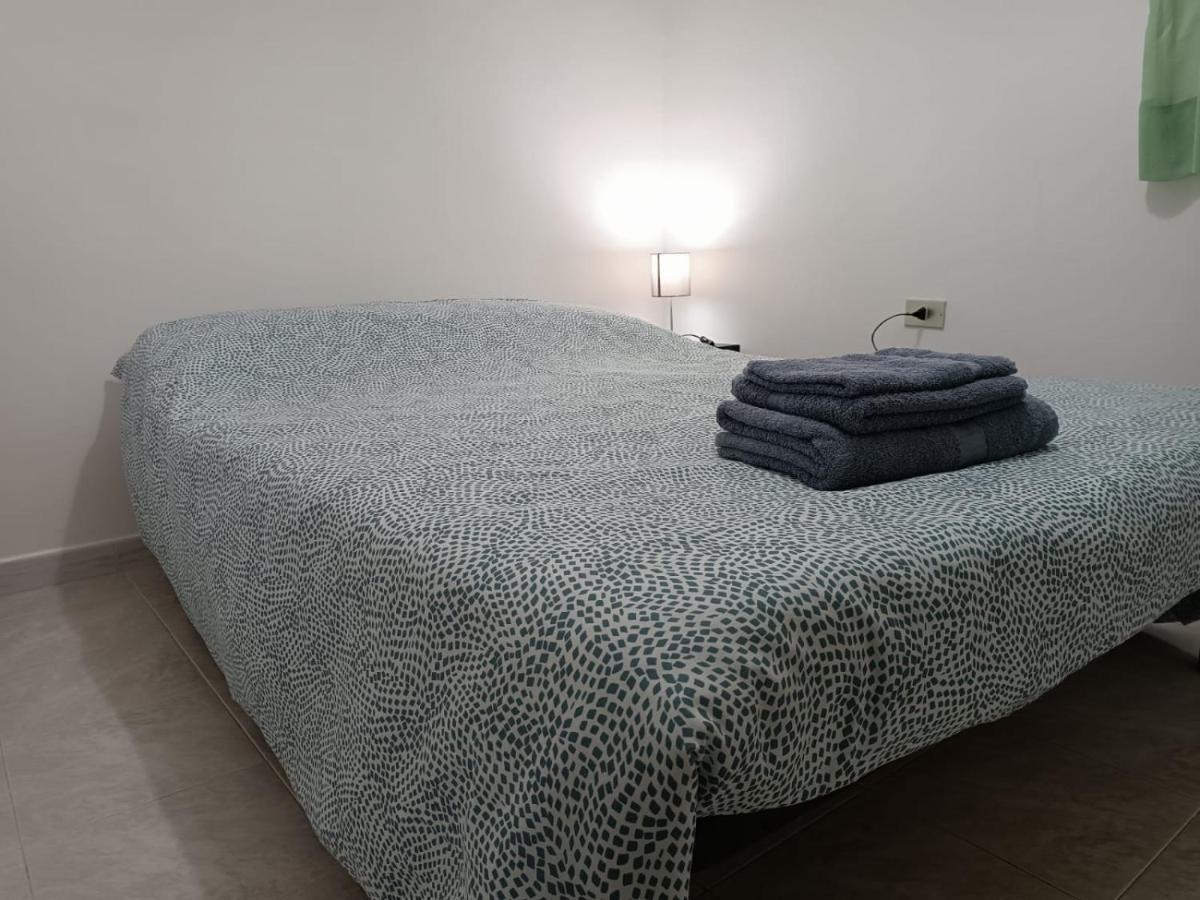 Casa Degli Ulivi Con Parcheggio Privato Lägenhet Muro Lucano Exteriör bild